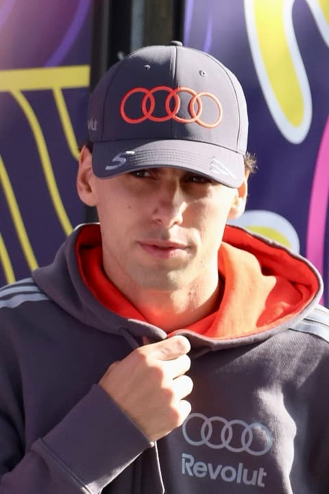 Gabriel Bortoleto, Formula 1 driver portrait